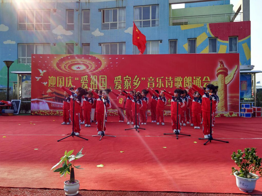 艾咪天使園服是學(xué)校校服很好的選擇